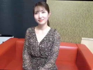 新人长发御姐！为赚钱和男友收费操逼，拉着开档丝袜后入，各种姿势猛怼小穴，爽的浪叫呻吟